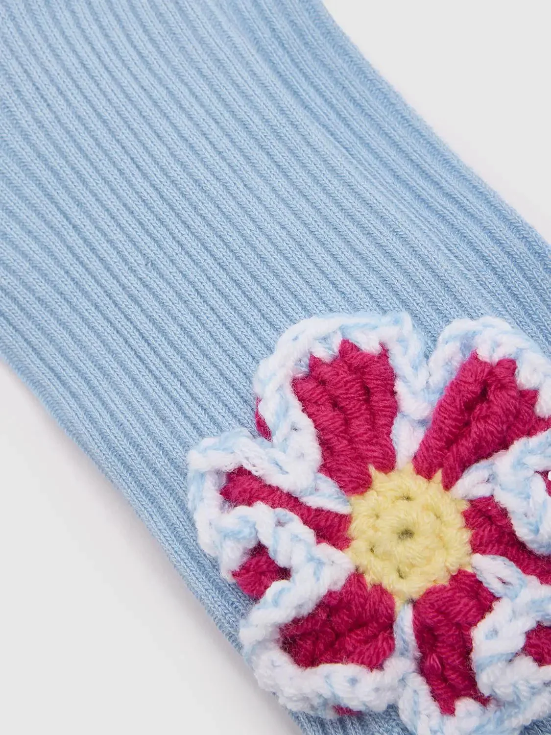 274-soft-cotton-blend-crochet-floral-embellished-socks-4.webp Soft Cotton Blend Crochet Floral Embellished Socks