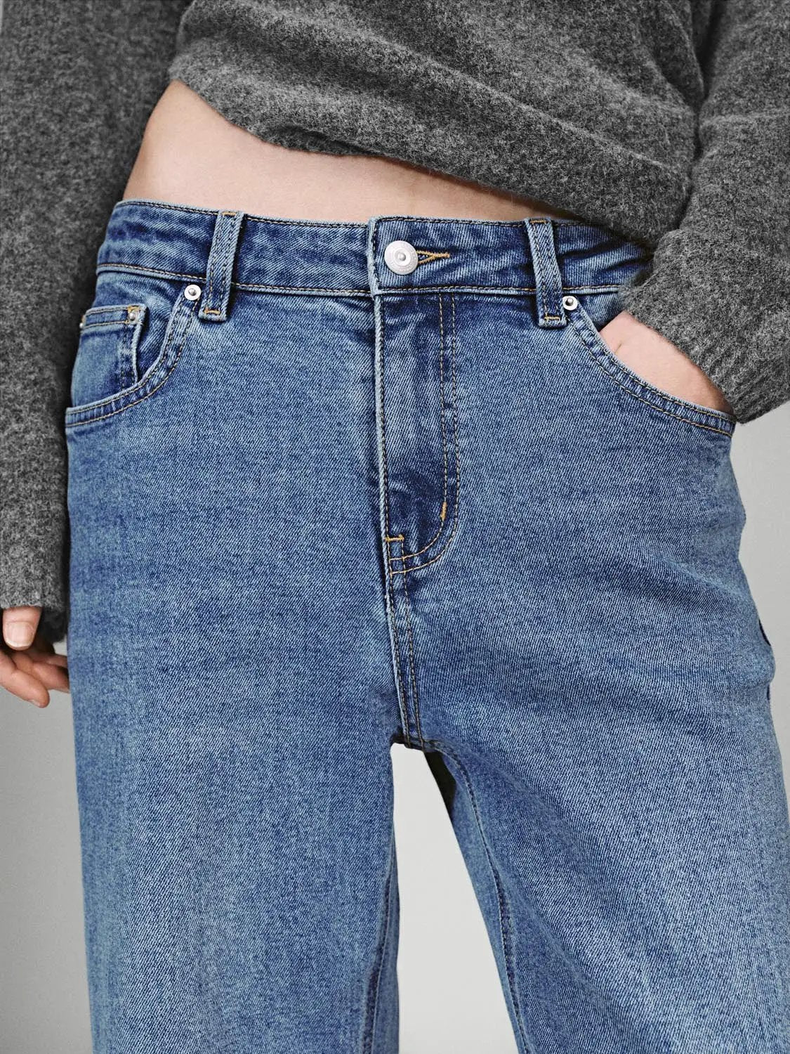 2740-cotton-denim-washed-cropped-straight-leg-jeans-5.jpg Cotton Denim Washed Cropped Straight Leg Jeans