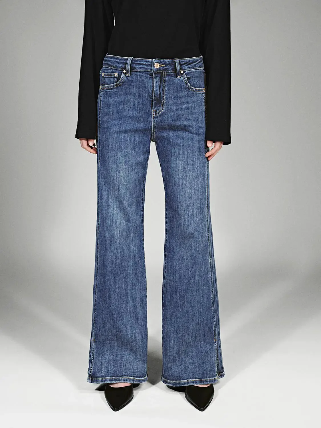 2768-flare-leg-jeans-1.webp Flare Leg Jeans