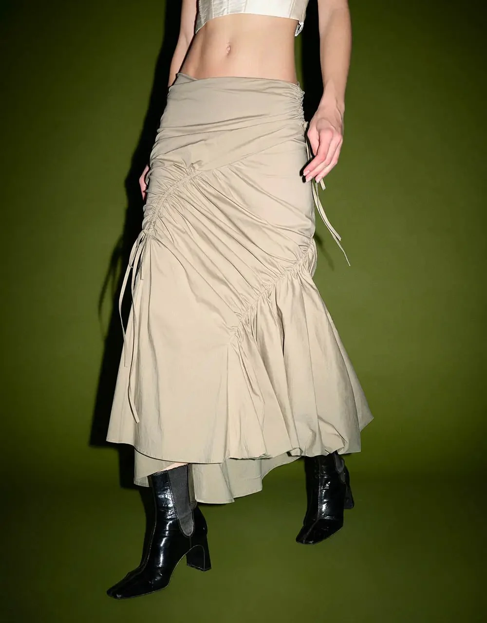 277-cotton-blend-ruffle-midi-fishtail-ruched-skirt-3.webp Cotton Blend Ruffle Midi Fishtail Ruched Skirt