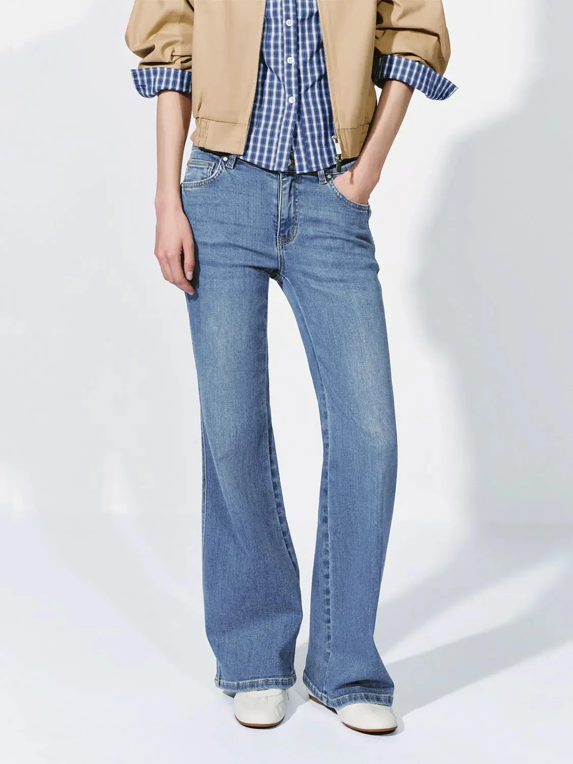 2824-flare-leg-jeans-1.webp Flare Leg Jeans