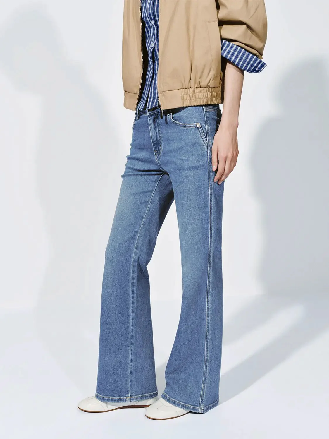 2824-flare-leg-jeans-3.webp Flare Leg Jeans