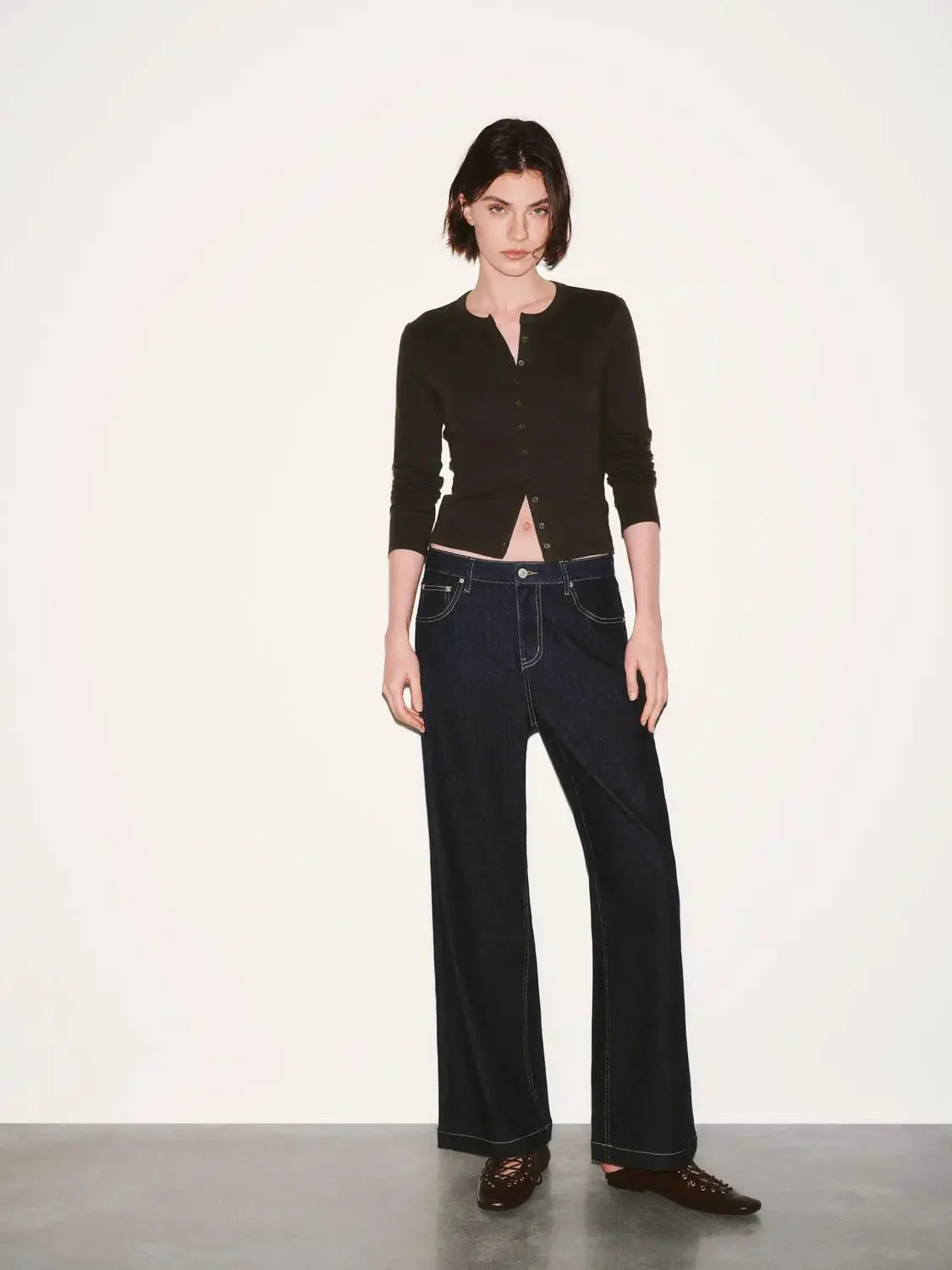 2858-flare-leg-jeans-7.webp Flare Leg Jeans