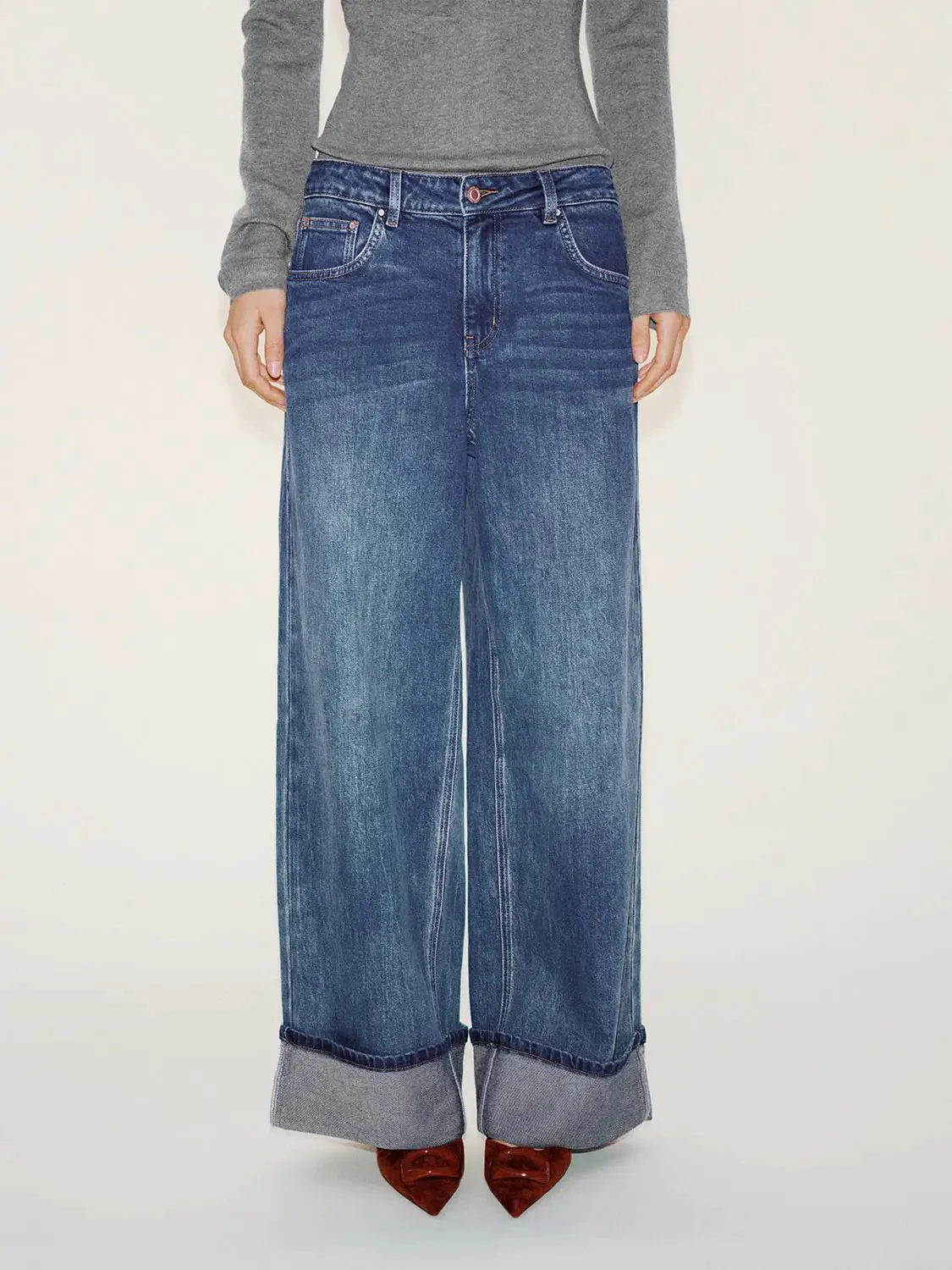 2904-cuffed-wide-leg-jeans-1.webp Cuffed Wide Leg Jeans