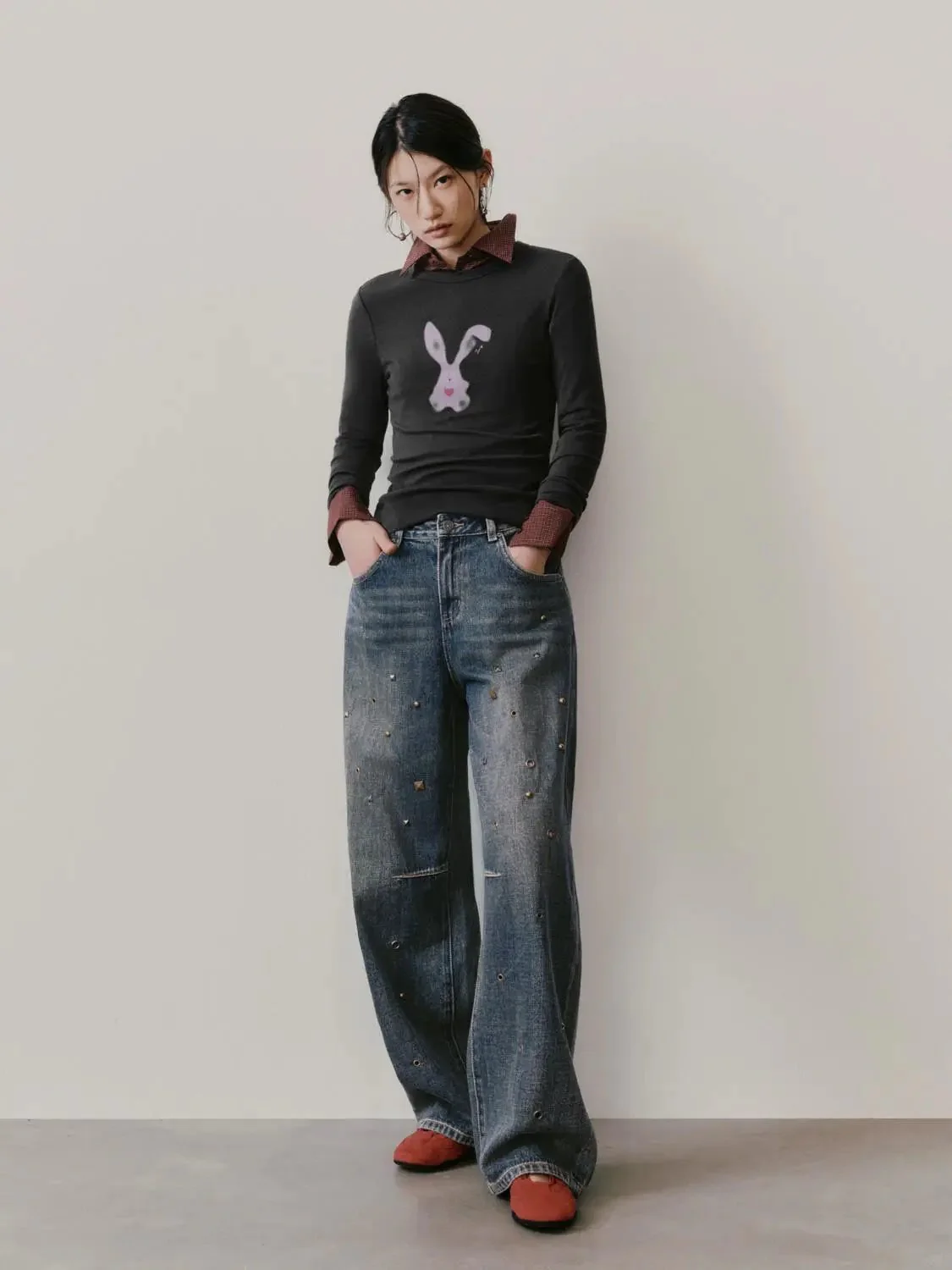 2918-studded-barrel-leg-jeans-6.webp Studded Barrel Leg Jeans