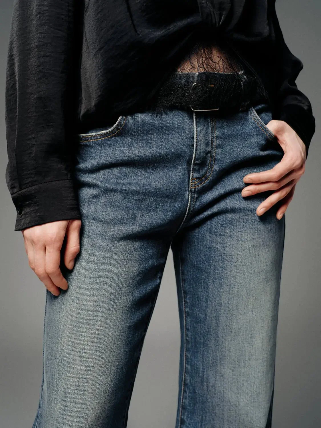2992-belted-flare-leg-jeans-4.webp Belted Flare Leg Jeans