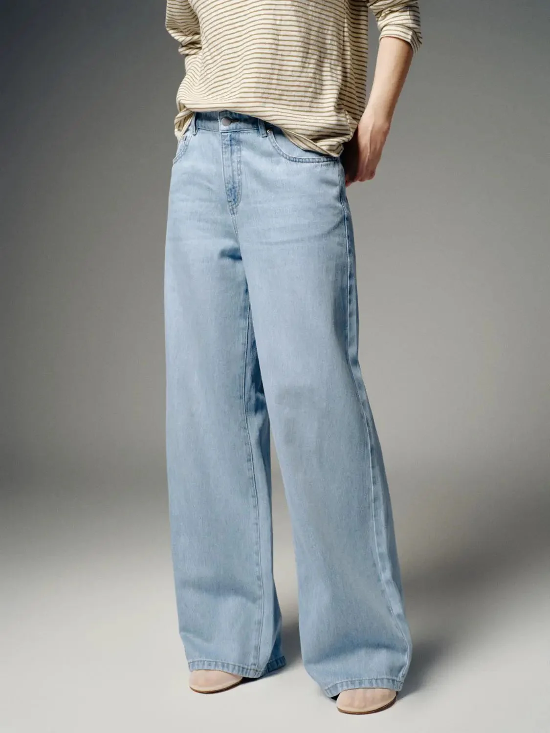 3018-wide-leg-jeans-3.webp Wide Leg Jeans