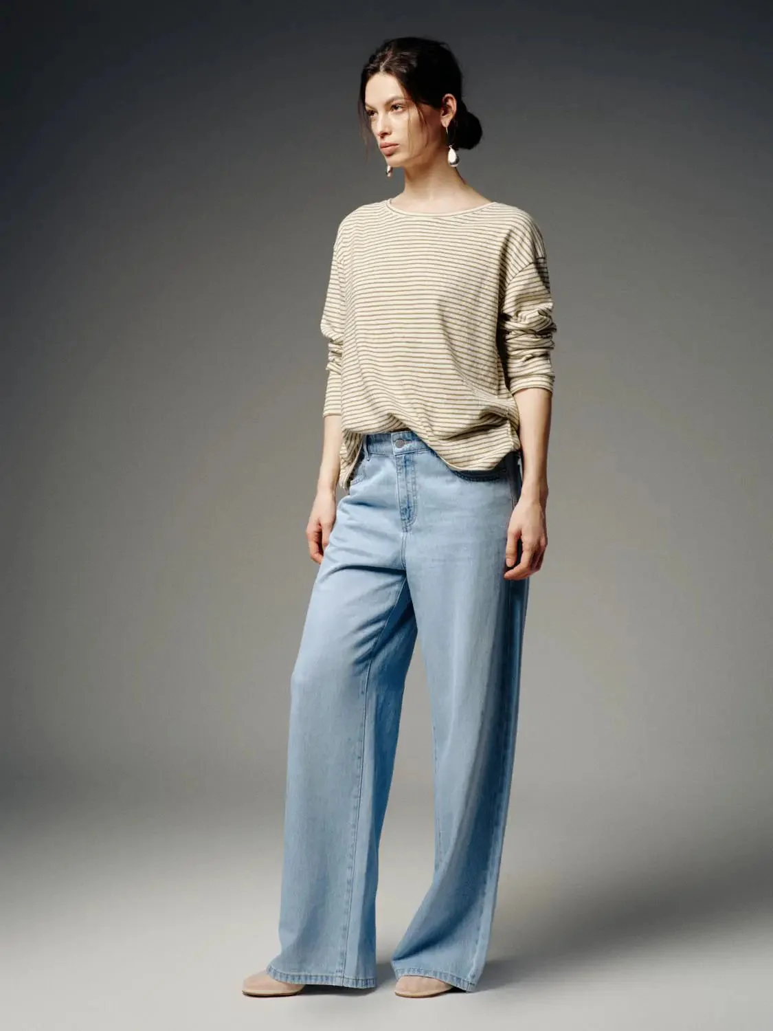 3018-wide-leg-jeans-5.webp Wide Leg Jeans