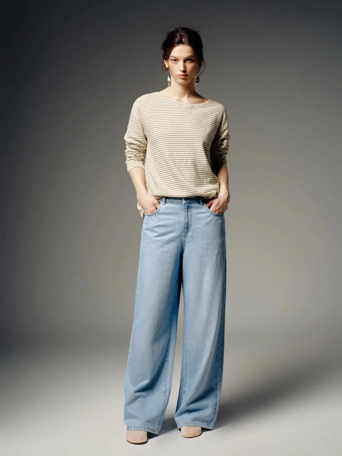 3018-wide-leg-jeans-7.webp Wide Leg Jeans