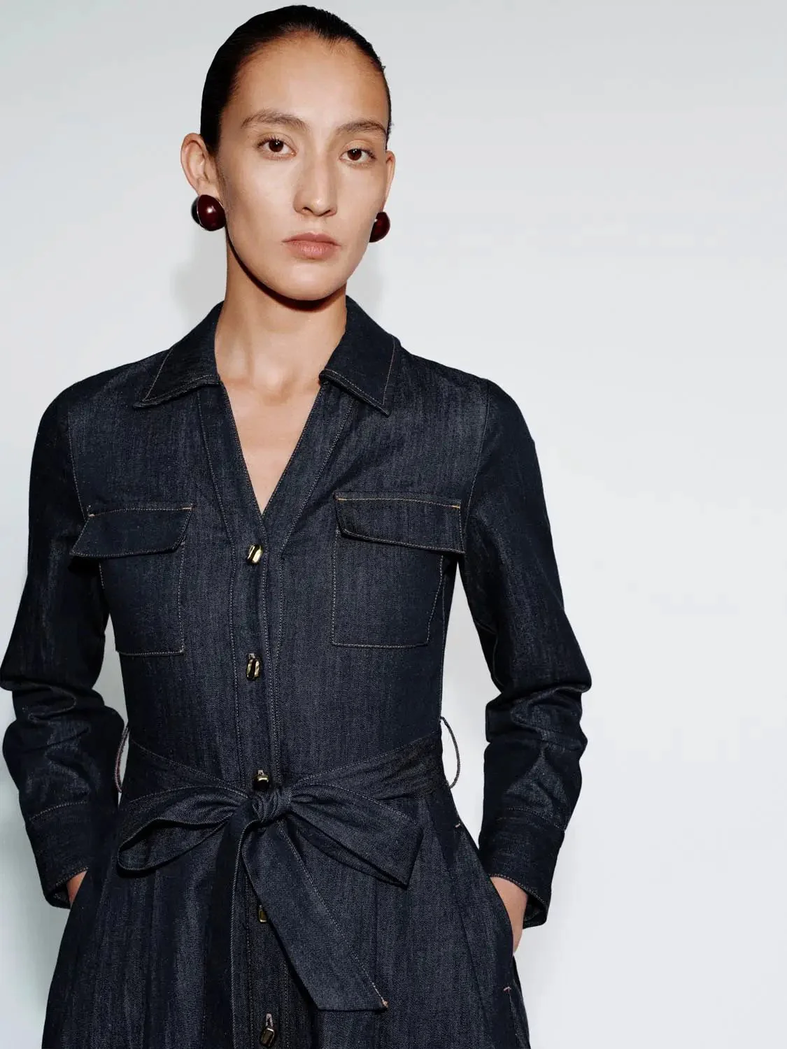 3031-collared-long-sleeve-denim-midi-dresses-3.webp Collared Long Sleeve Denim Midi Dresses