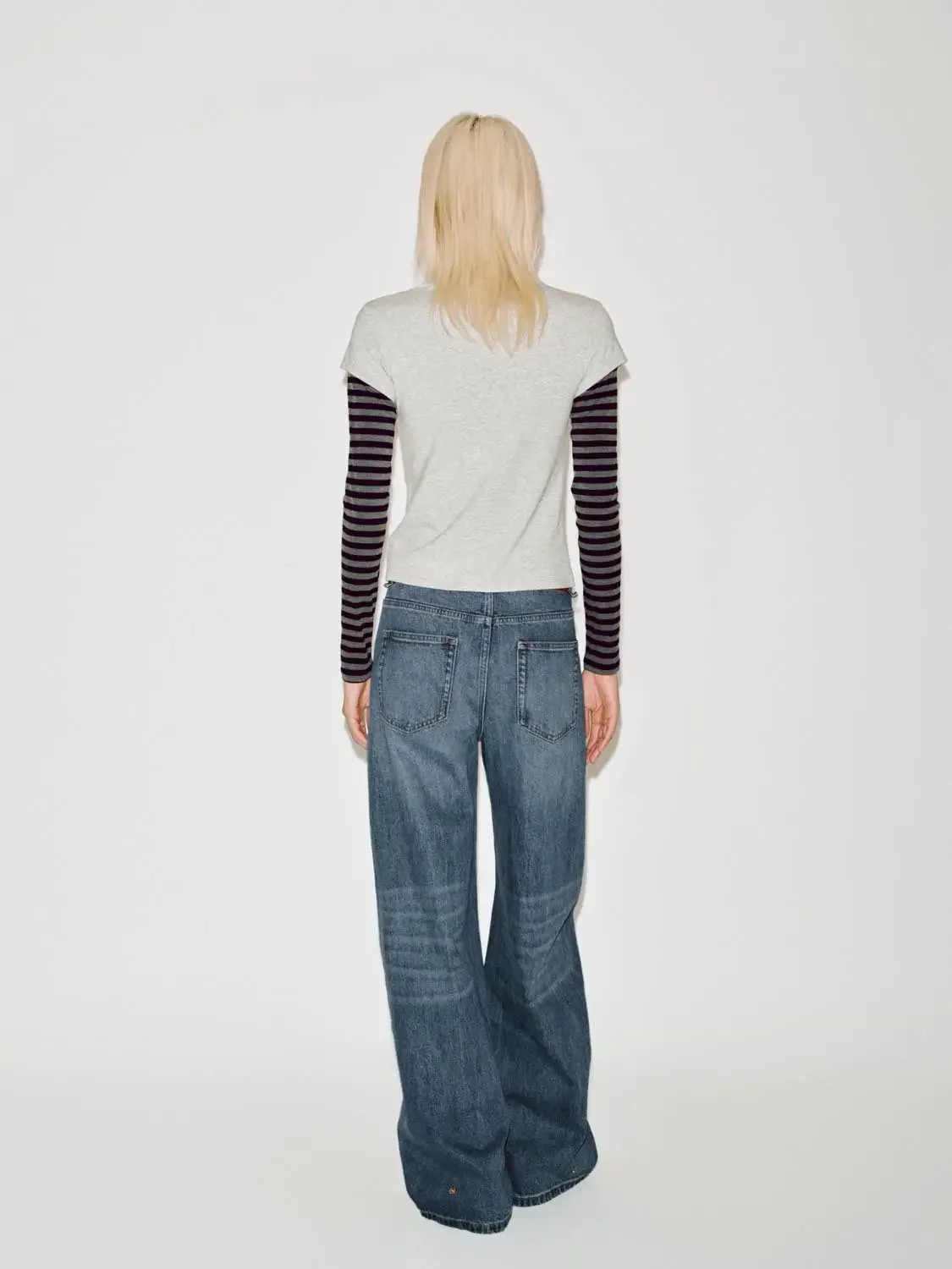 3042-barrel-leg-jeans-6.webp Barrel Leg Jeans