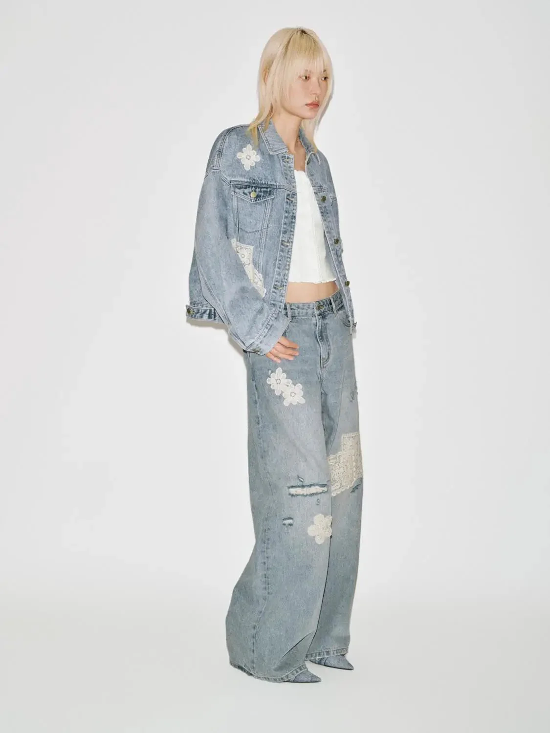 3055-lace-detail-denim-jackets-4.webp Lace Detail Denim Jackets