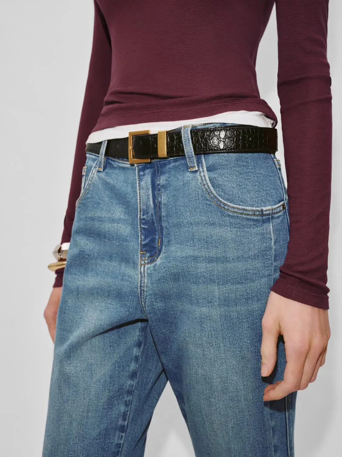 3096-belted-flare-leg-jeans-4.webp Belted Flare Leg Jeans