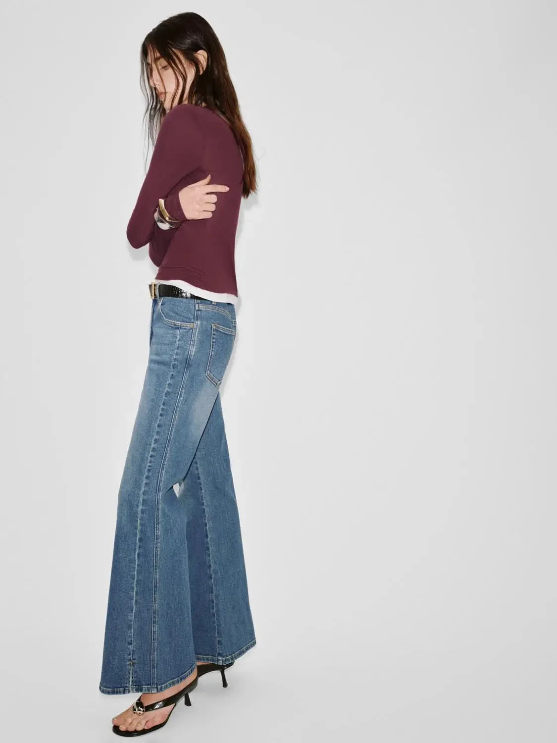 3096-belted-flare-leg-jeans-5.webp Belted Flare Leg Jeans