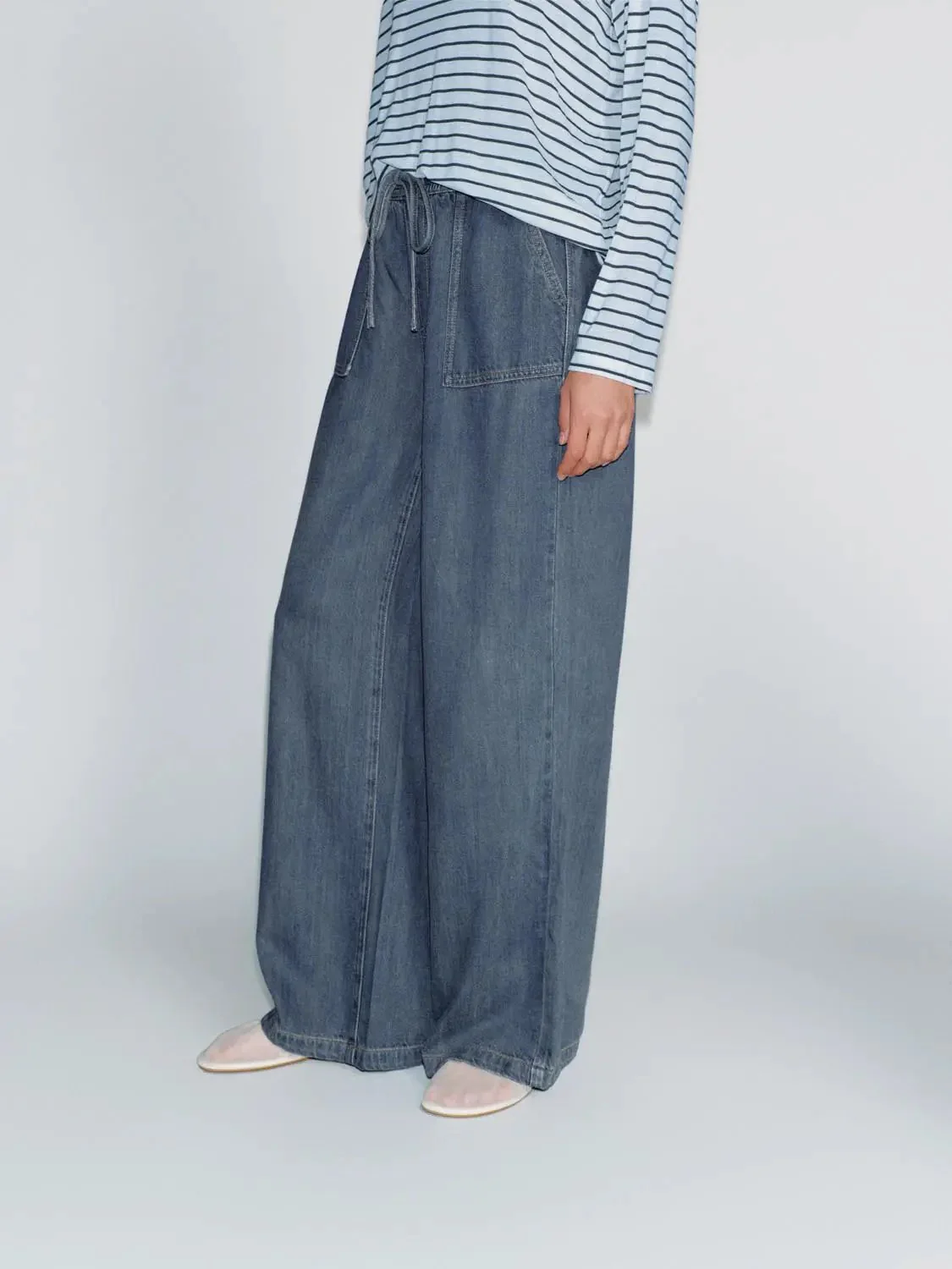 Drawstring Pull On Patch Pocket Wide Leg Jeans