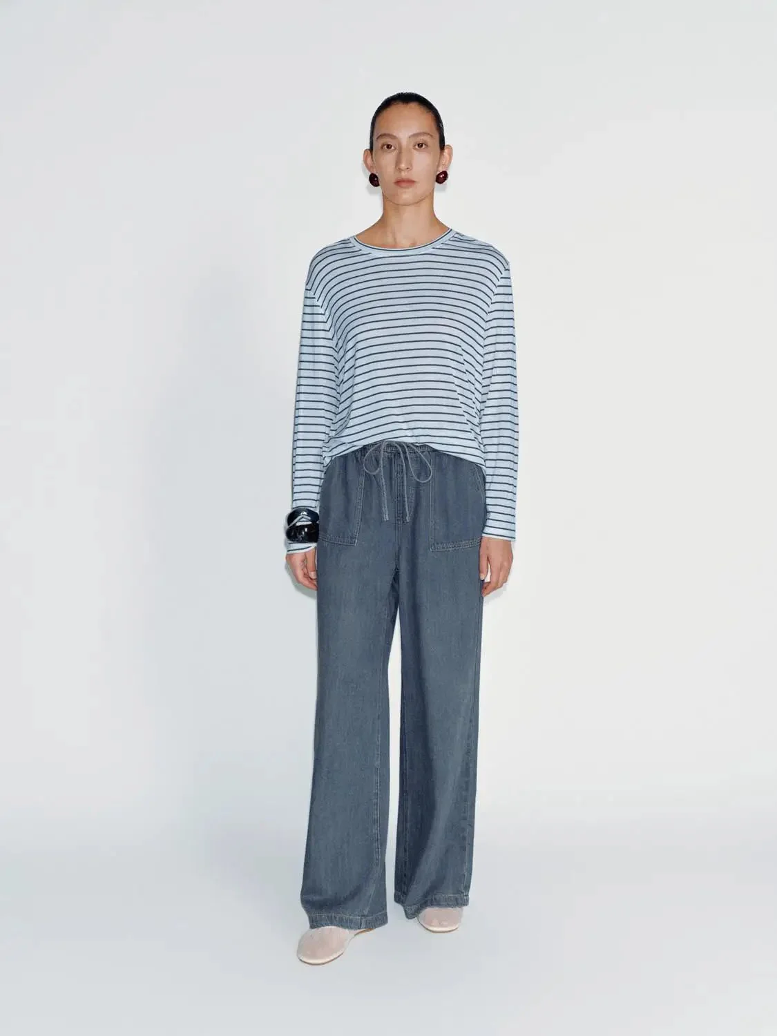 Drawstring Pull On Patch Pocket Wide Leg Jeans