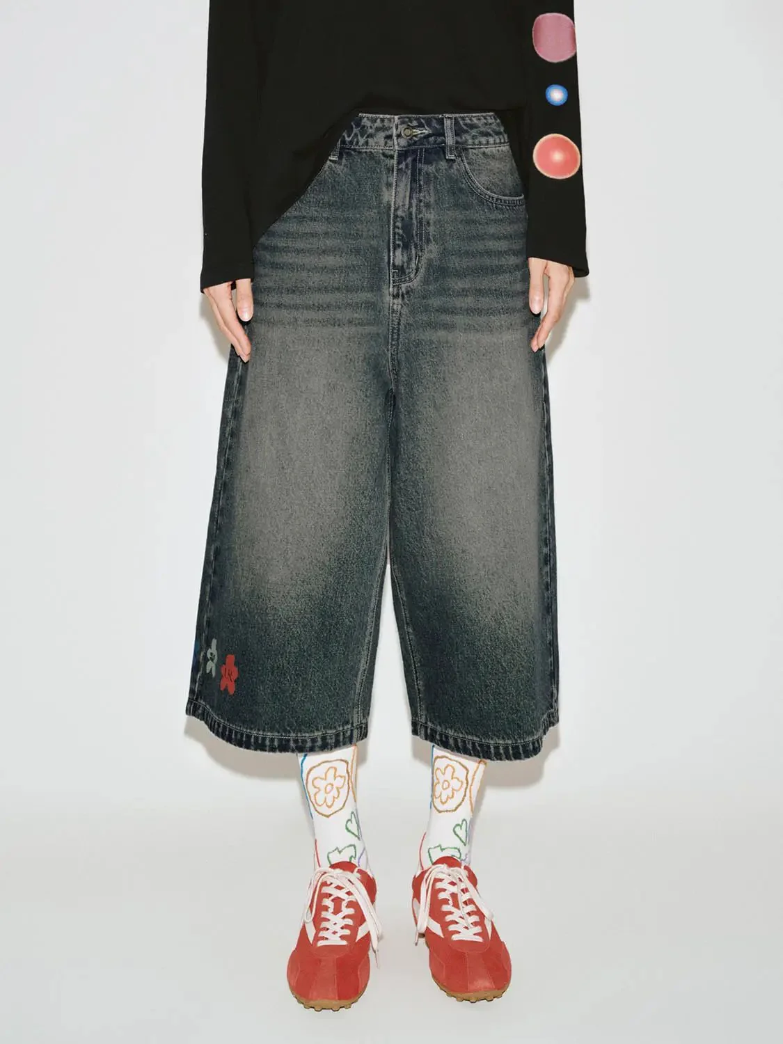 3123-embroidered-washed-denim-shorts-1.webp Embroidered Washed Denim Shorts