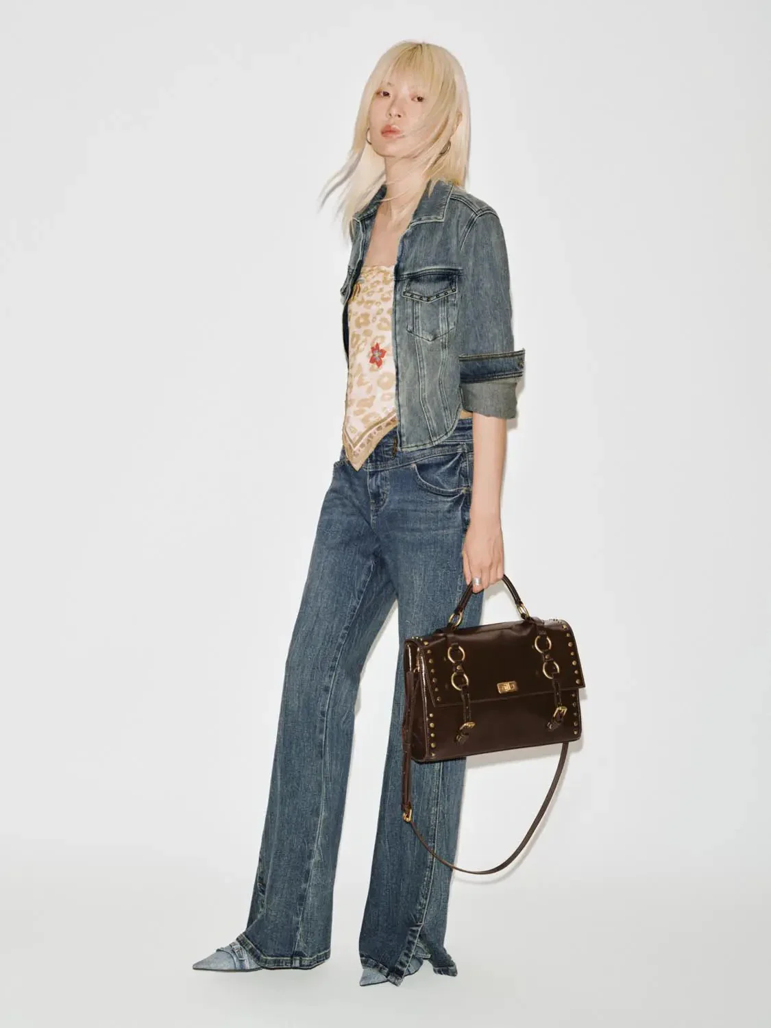 3195-flap-pocket-cropped-denim-shirts-5.webp Flap Pocket Cropped Denim Shirts