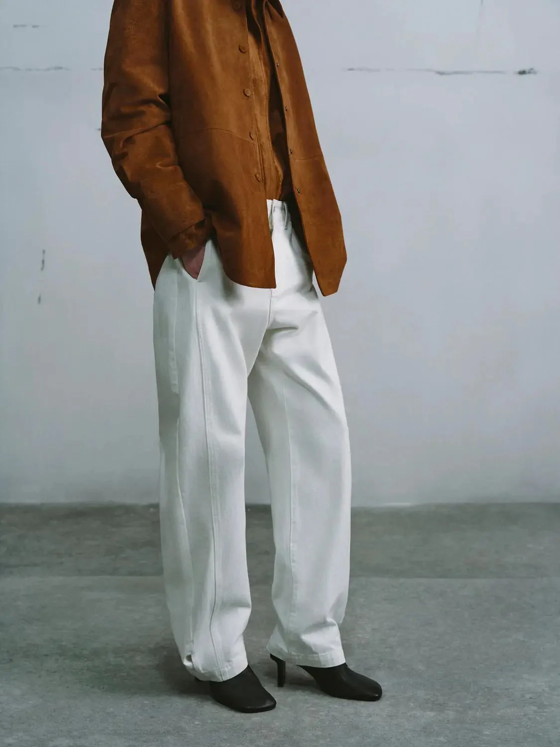 Barrel Leg Jeans