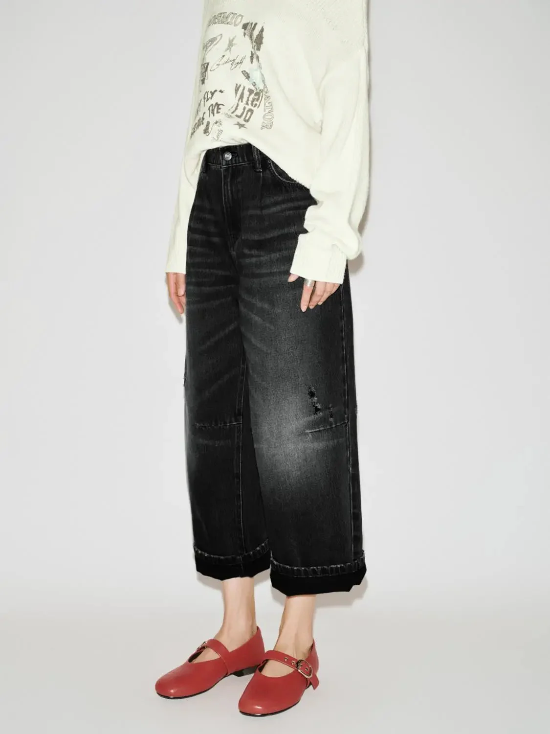 3232-raw-detail-washed-ankle-jeans-3.webp Raw Detail Washed Ankle Jeans
