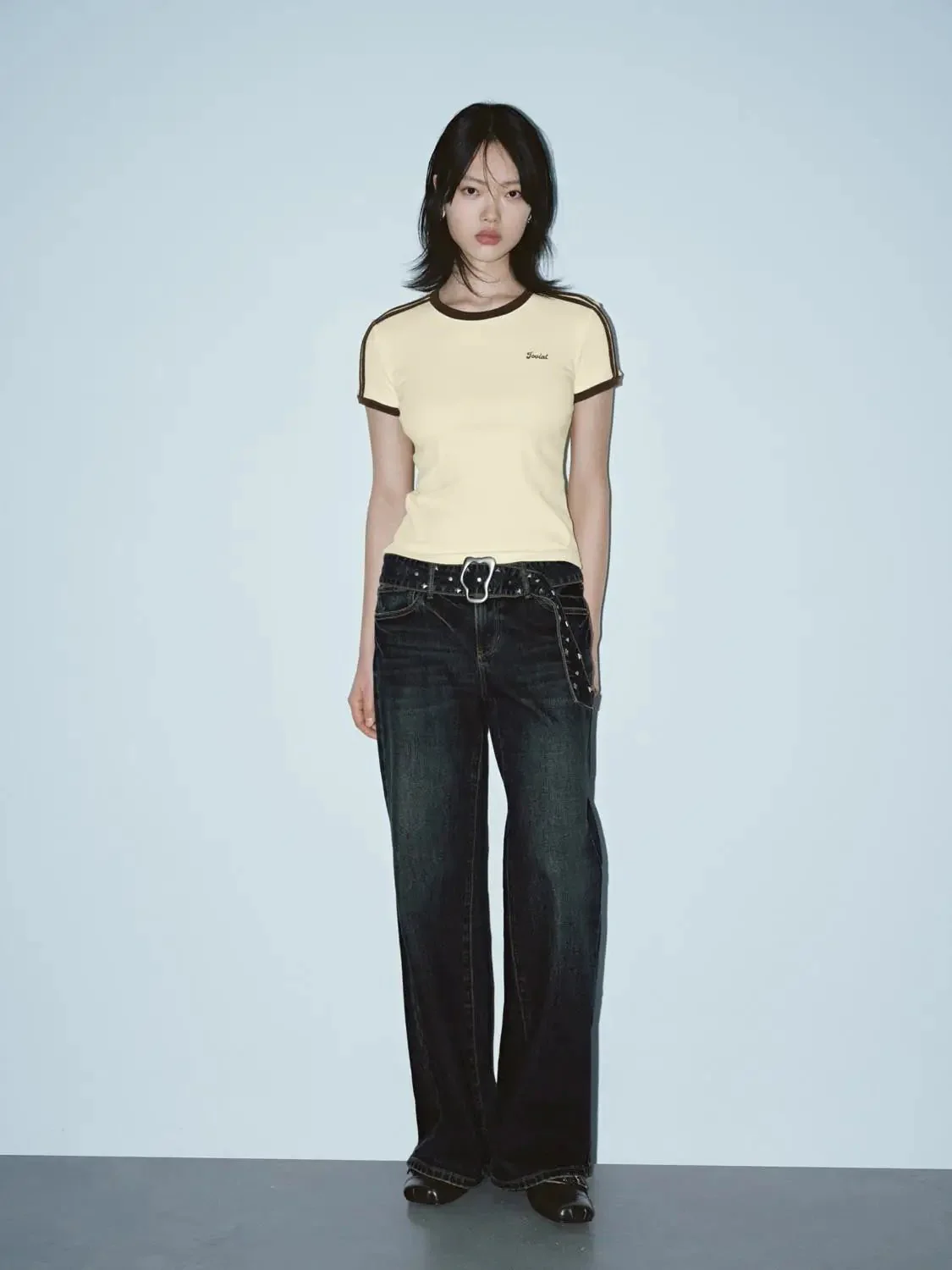 3256-studded-belt-wide-leg-jeans-7.webp Studded Belt Wide Leg Jeans