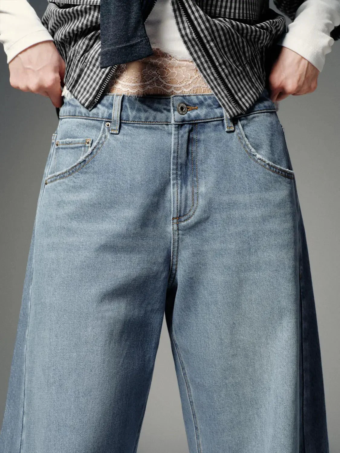 Barrel Leg Jeans