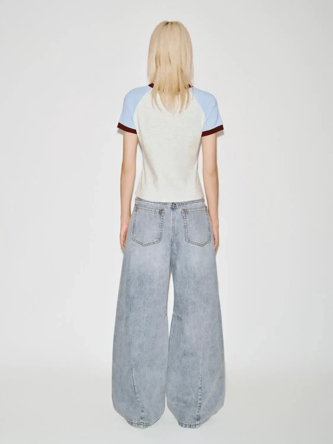 3344-cotton-loose-fit-barrel-leg-jeans-6.webp Cotton Loose-Fit Barrel Leg Jeans