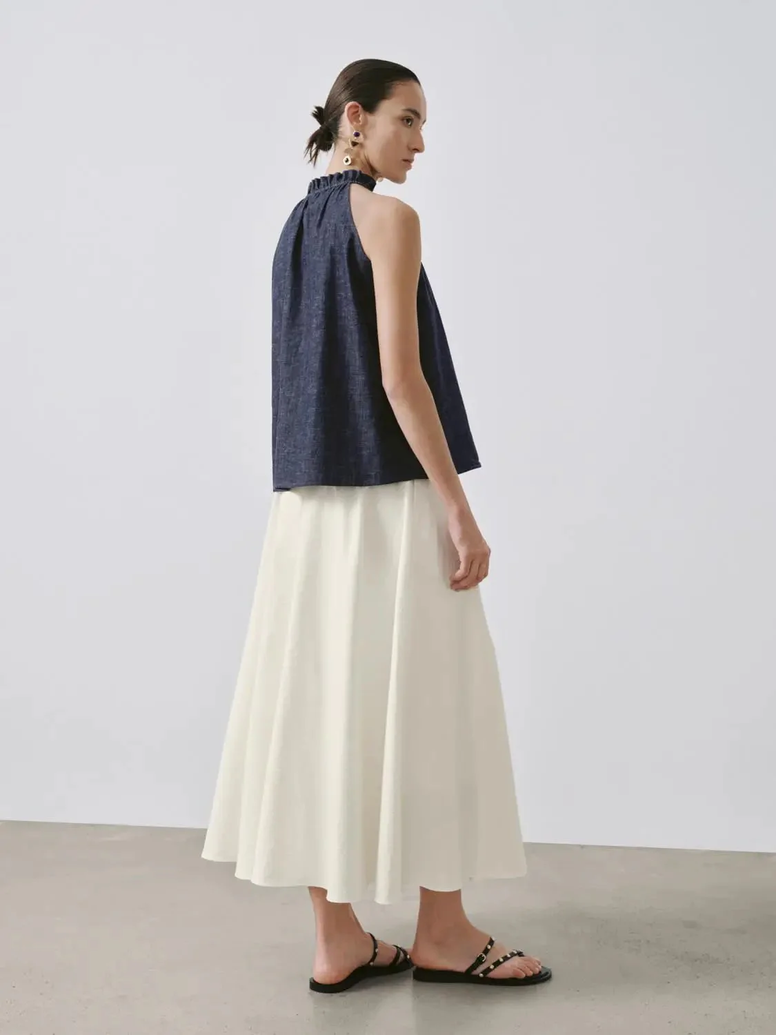 3357-ruffle-tie-neck-sleeveless-denim-shirts-6.webp Ruffle Tie Neck Sleeveless Denim Shirts