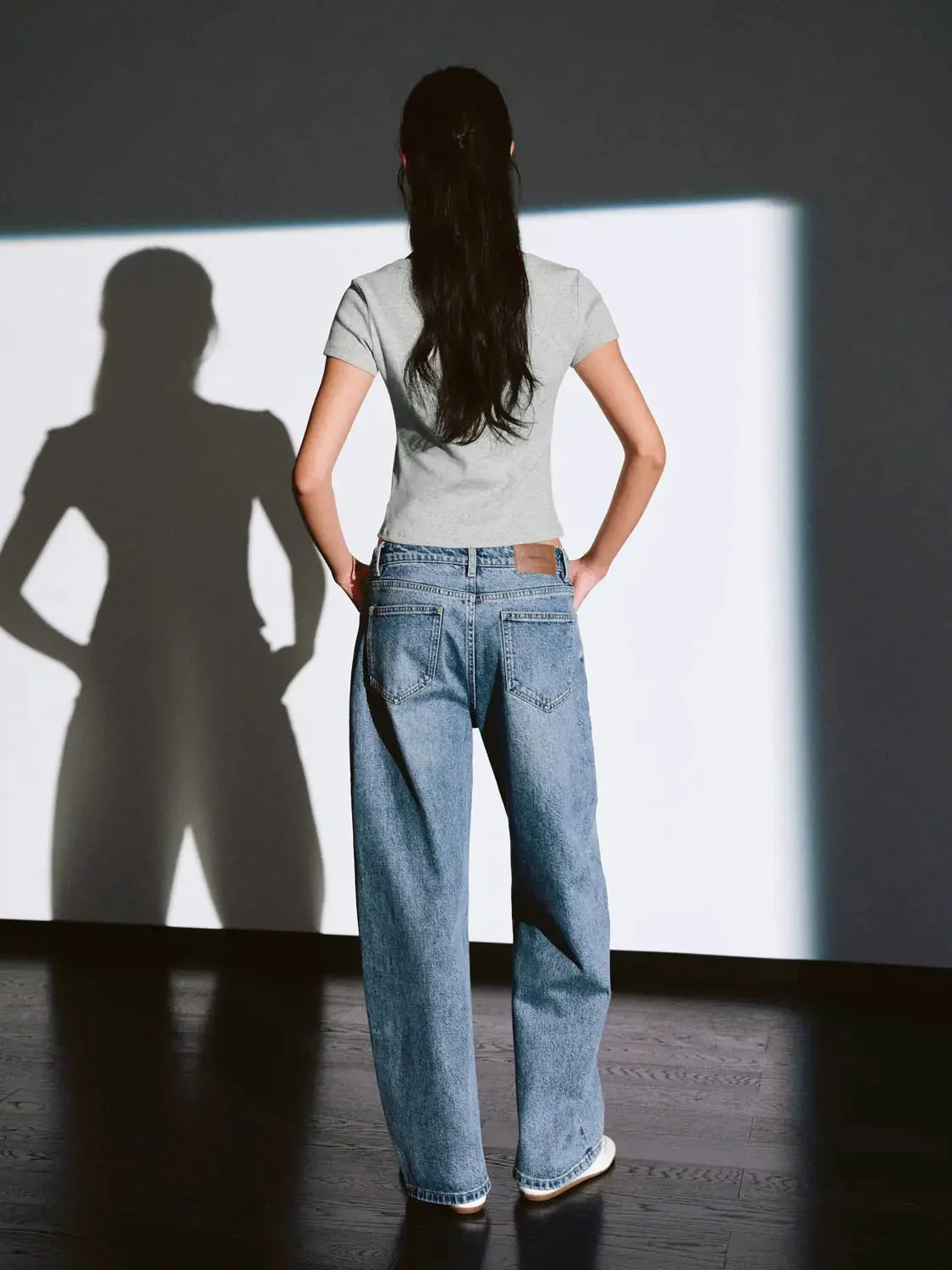 3370-barrel-leg-jeans-6.webp Barrel Leg Jeans
