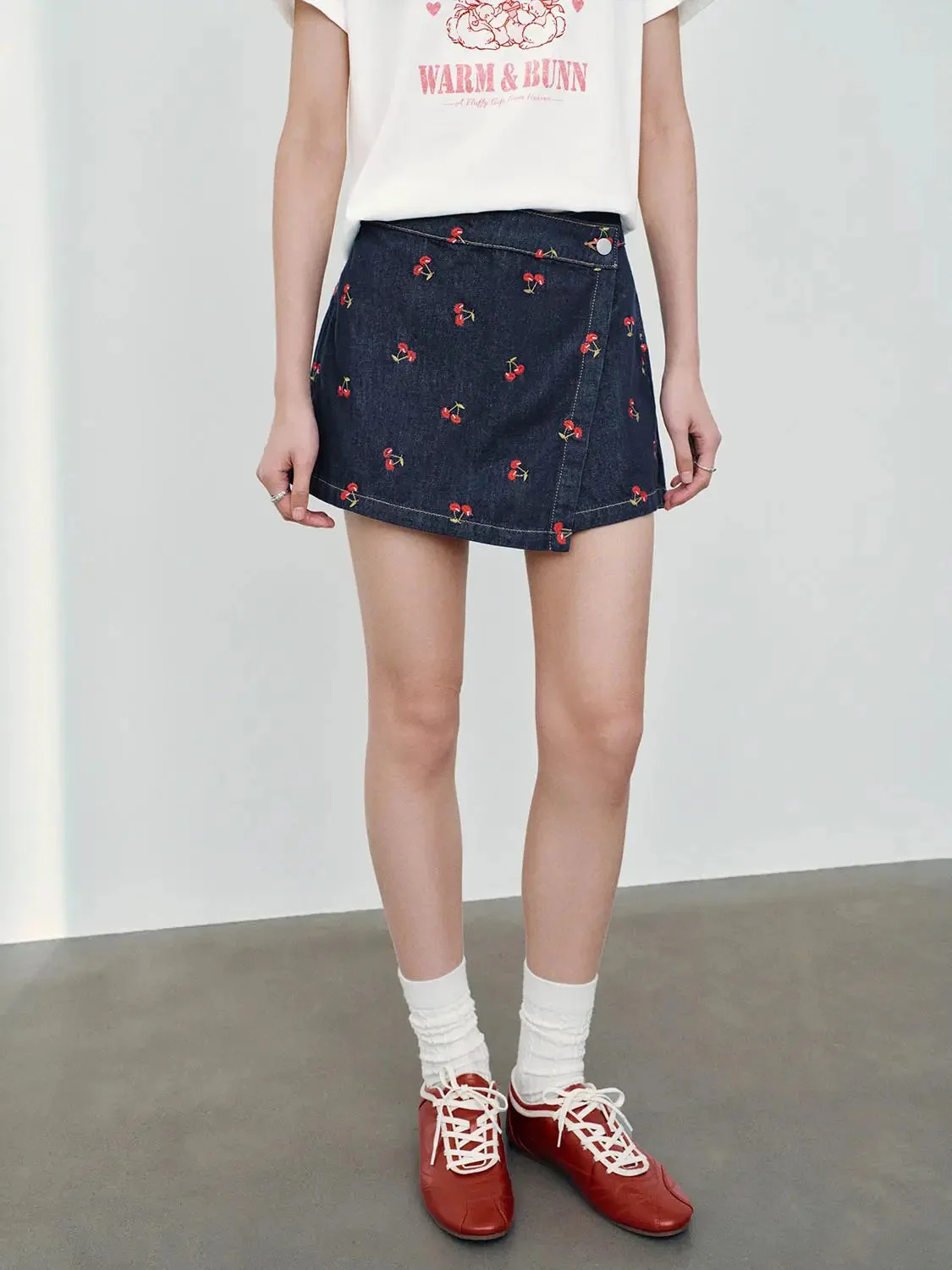 3443-cherry-printed-denim-mini-skorts-9.webp Cherry Printed Denim Mini Skorts