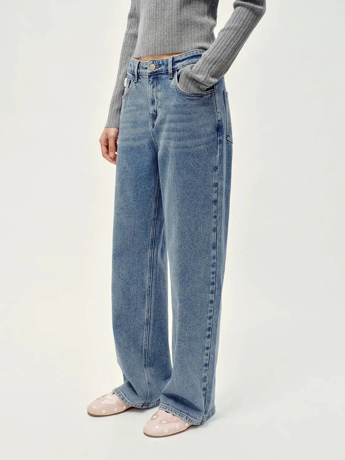 3485-embroidered-straight-leg-jeans-3.webp Embroidered Straight Leg Jeans
