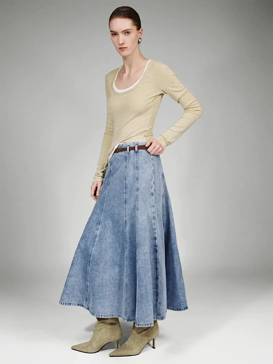 351-cotton-denim-belted-seamed-midi-a-line-skirt-6.webp Cotton Denim Belted Seamed Midi A Line Skirt