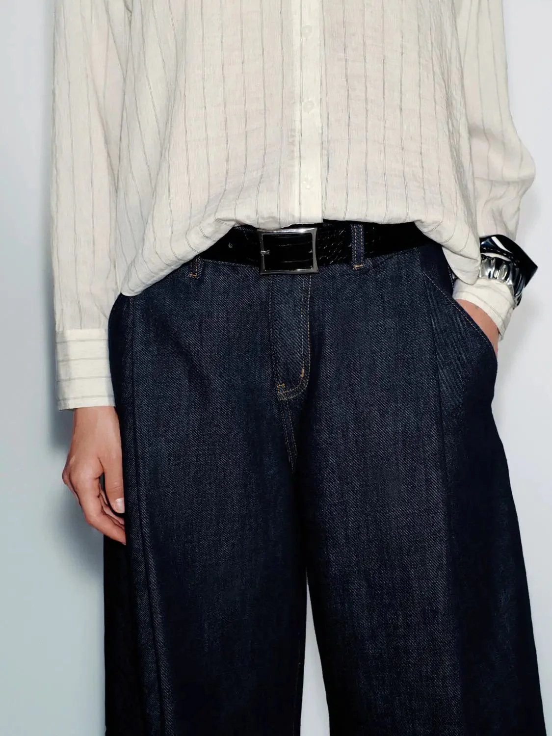 3564-belted-barrel-leg-jeans-5.webp Belted Barrel Leg Jeans