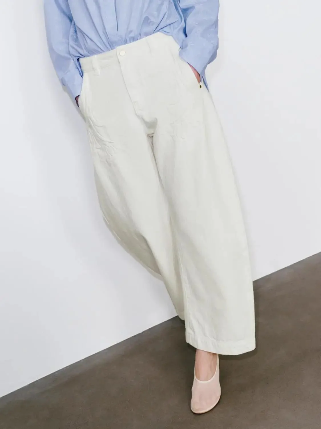 3597-barrel-leg-jeans-3.webp Barrel Leg Jeans