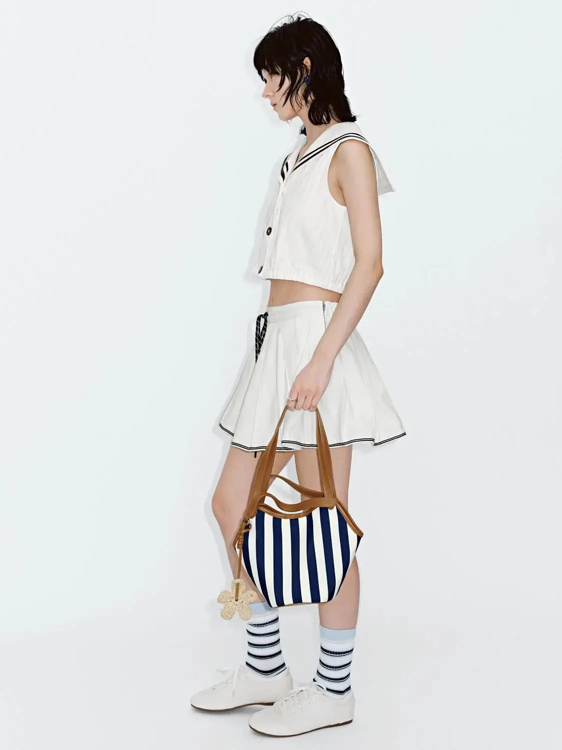 3667-sailor-collar-sleeveless-denim-shirts-5.webp Sailor Collar Sleeveless Denim Shirts