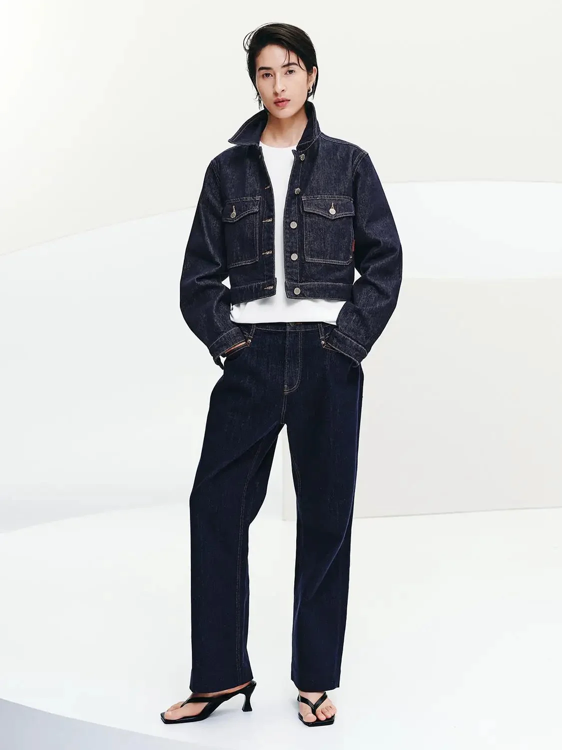 3687-straight-leg-jeans-6.webp Straight Leg Jeans