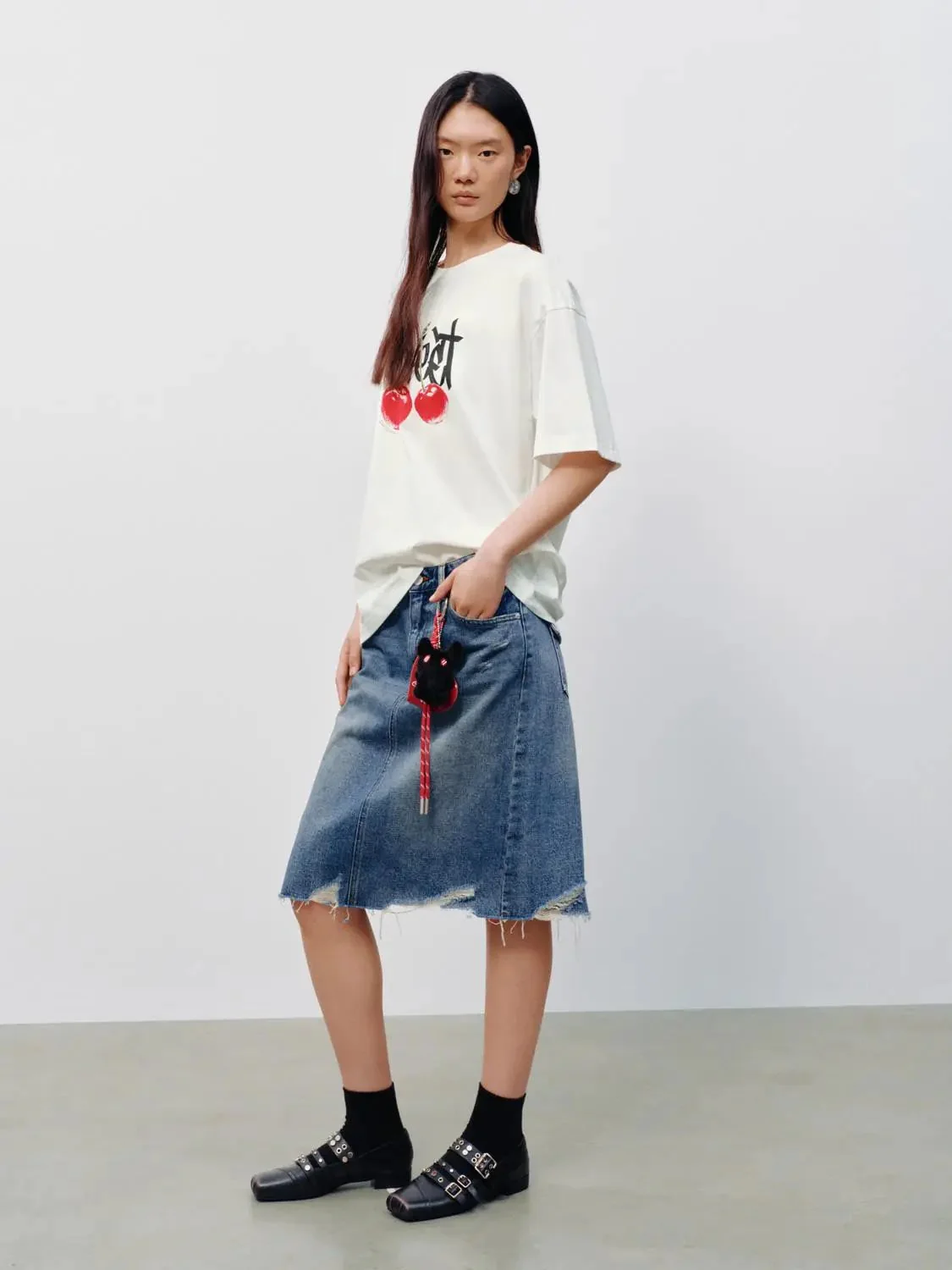 3694-washed-raw-detail-denim-midi-skirts-6.webp Washed Raw Detail Denim Midi Skirts