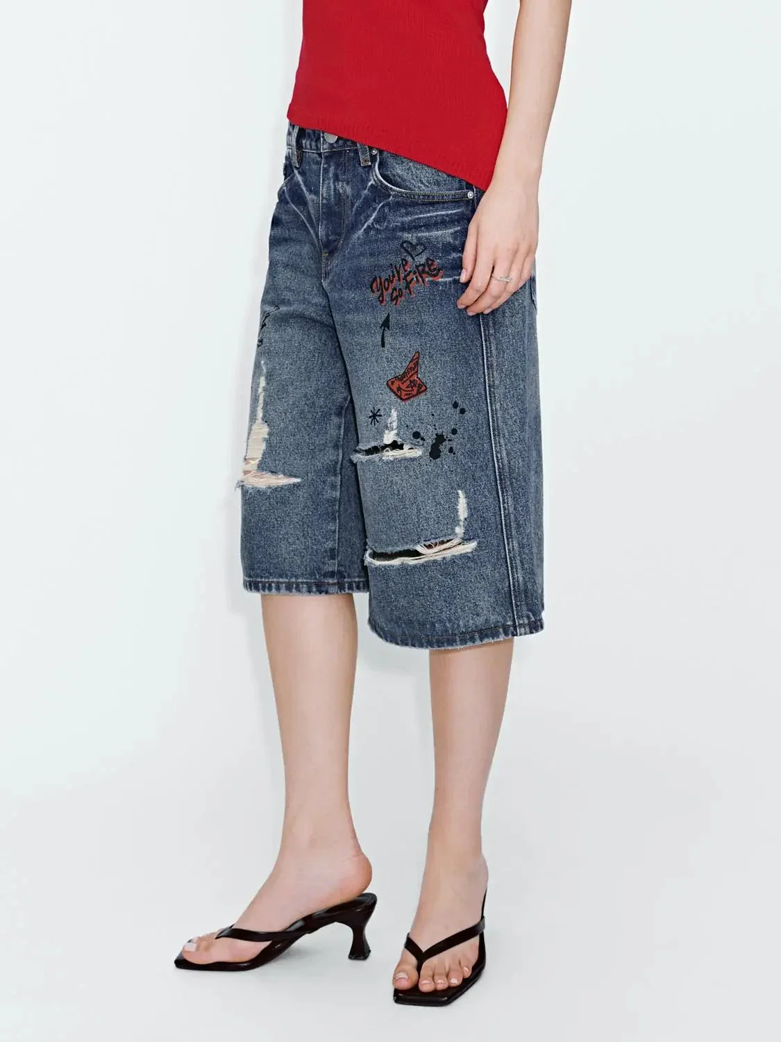3719-printed-raw-detail-denim-shorts-3.webp Printed Raw Detail Denim Shorts