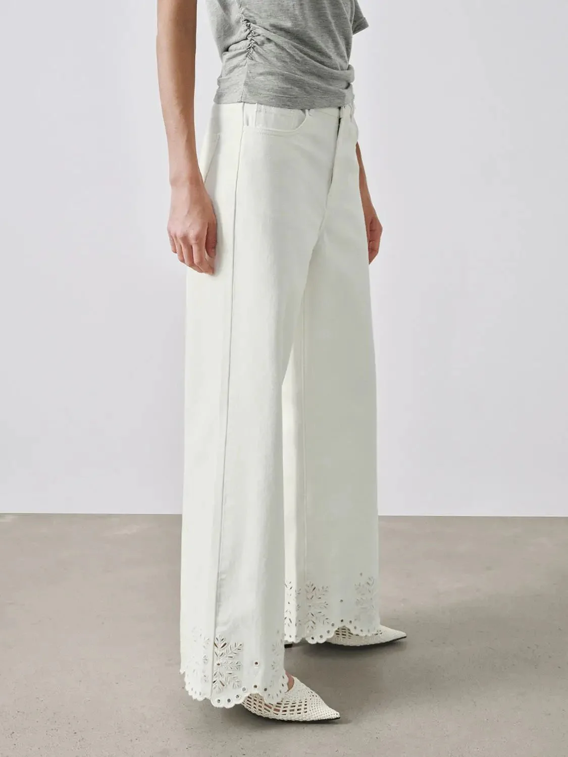 3745-guipure-lace-straight-leg-jeans-3.webp Guipure Lace Straight Leg Jeans