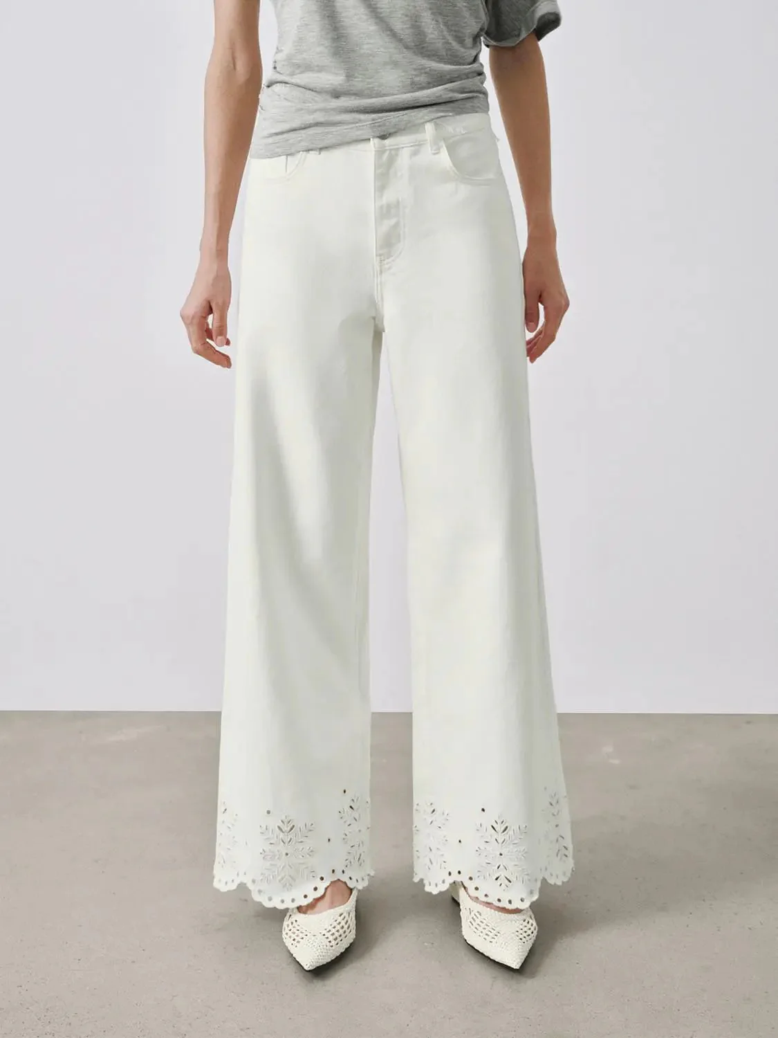 3745-guipure-lace-straight-leg-jeans-9.webp Guipure Lace Straight Leg Jeans