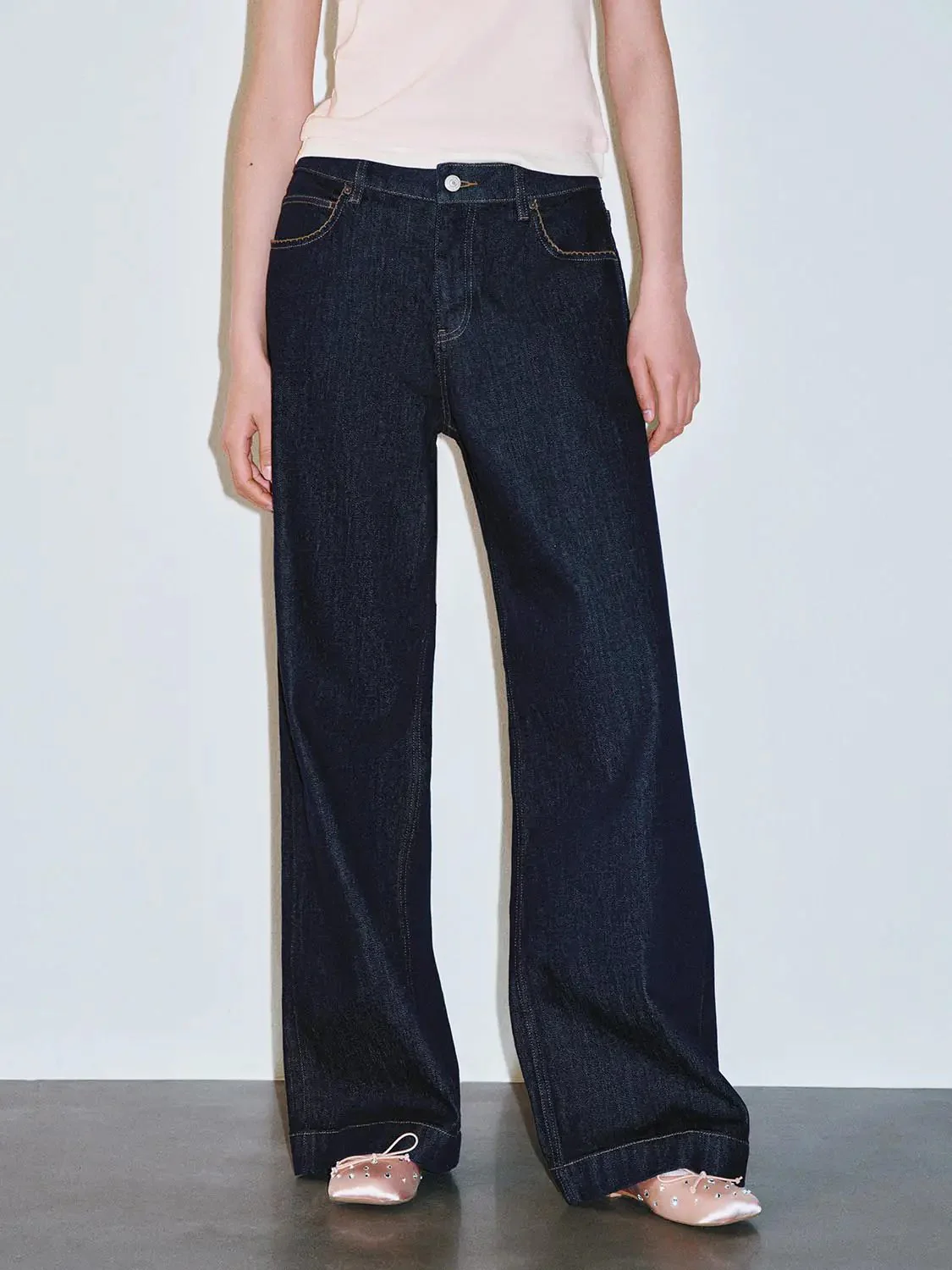 3765-stitch-detail-wide-leg-jeans-1.webp Stitch Detail Wide Leg Jeans