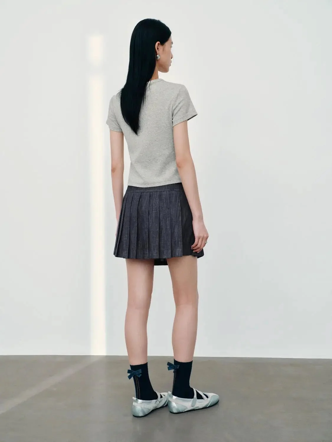 3772-pleated-denim-mini-skirts-4.webp Pleated Denim Mini Skirts