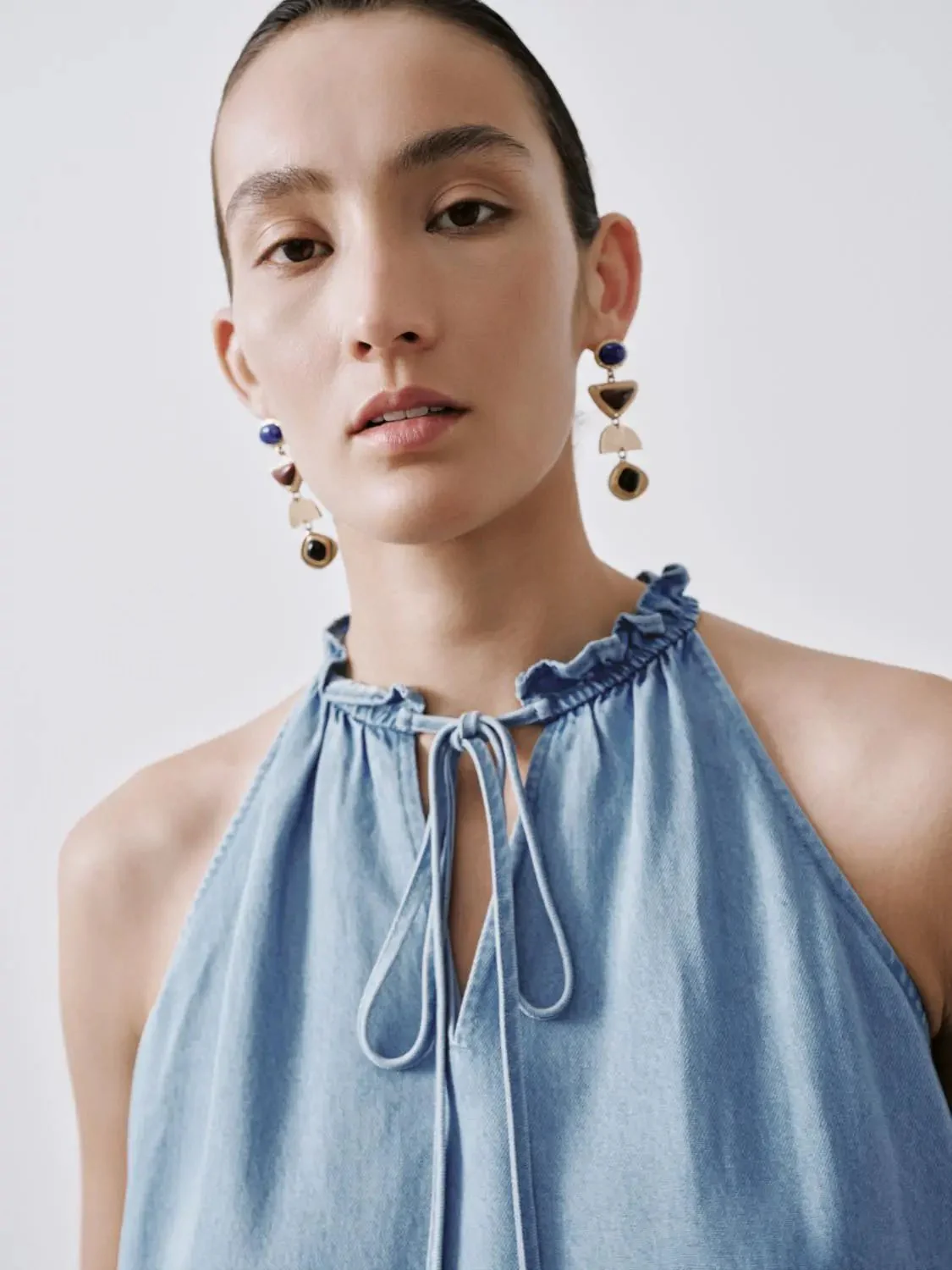 3778-ruffle-neck-sleeveless-denim-shirts-3.webp Ruffle Neck Sleeveless Denim Shirts
