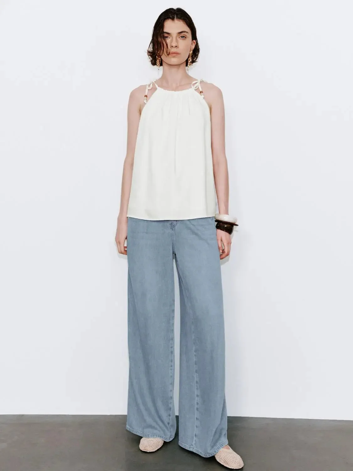 3804-drawstring-strappy-sleeveless-denim-shirts-4.webp Drawstring Strappy Sleeveless Denim Shirts