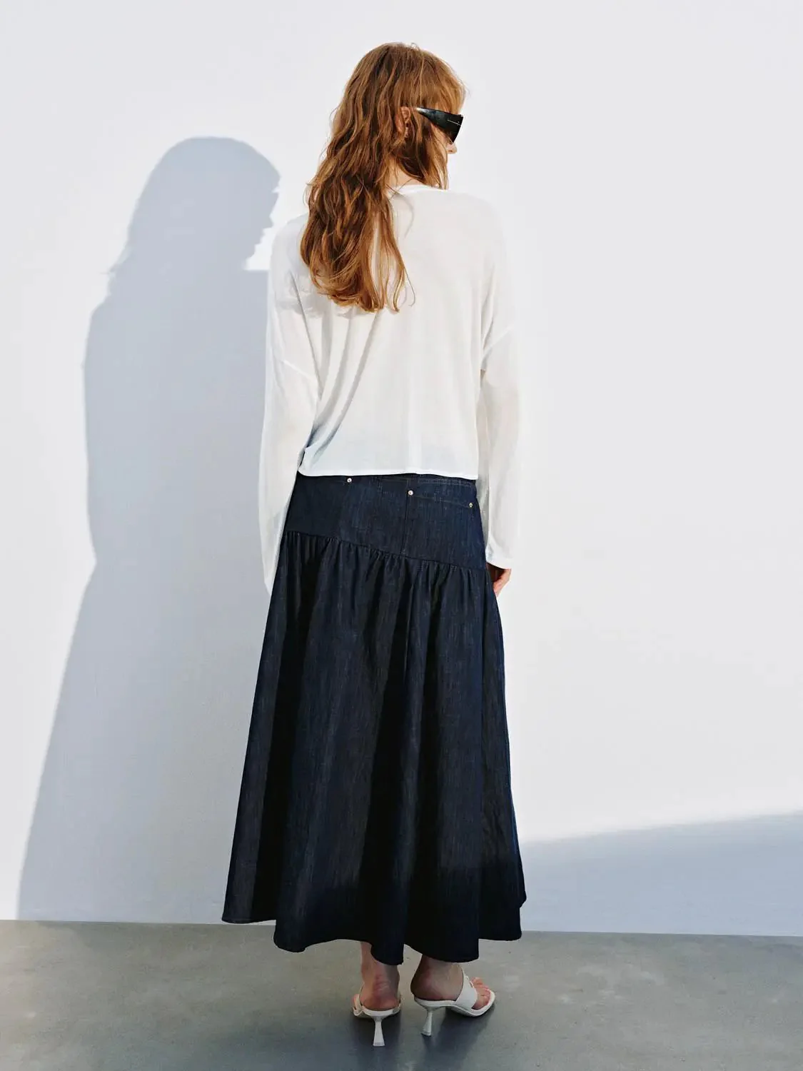 3810-elegant-cotton-denim-midi-ruffle-tiered-skirts-4.webp Elegant Cotton Denim Midi Ruffle Tiered Skirts