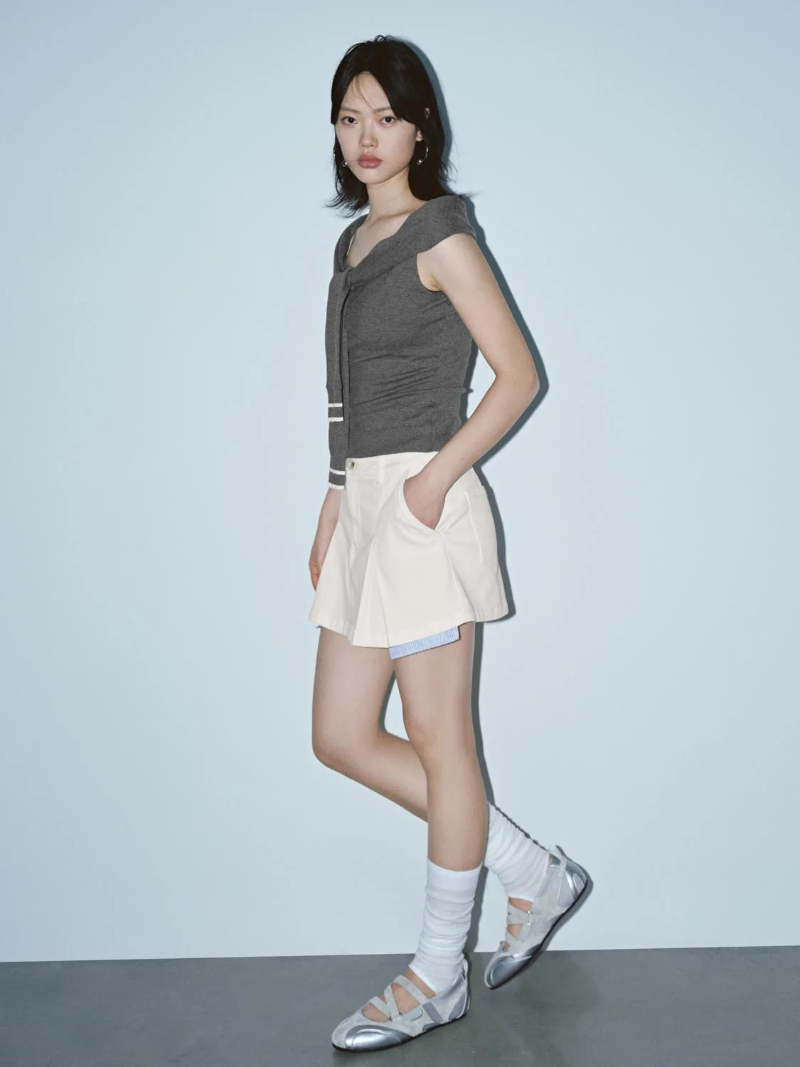3922-pleated-denim-mini-skirts-7.webp Pleated Denim Mini Skirts