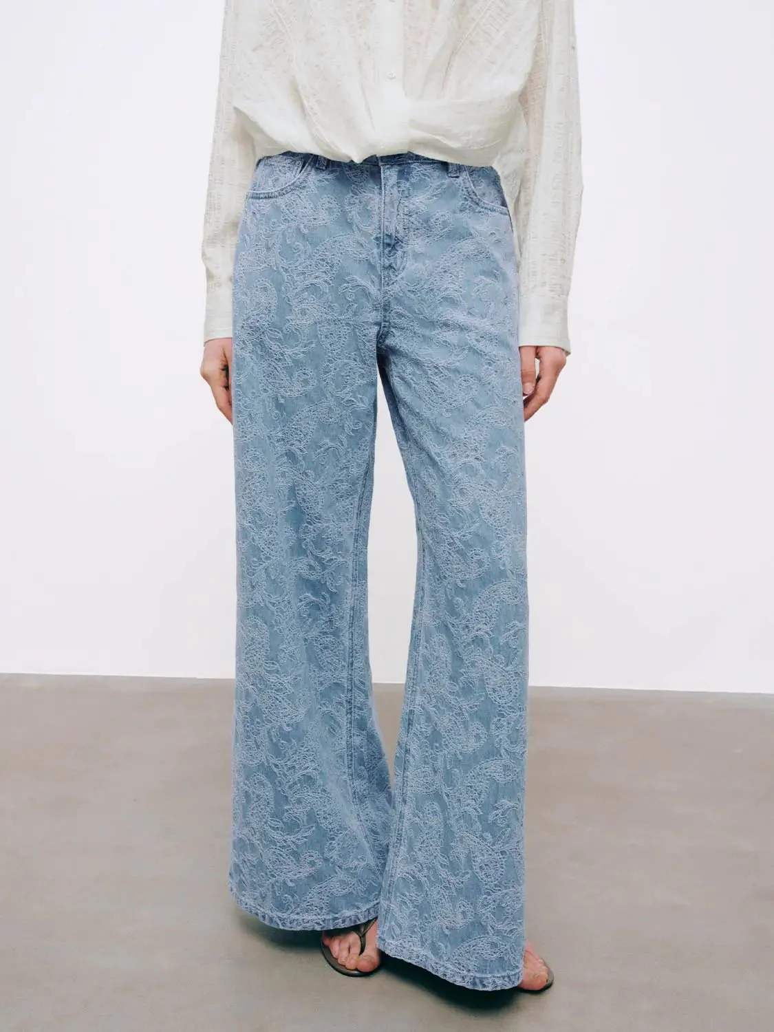 3956-lace-detail-wide-leg-jeans-1.webp Lace Detail Wide Leg Jeans