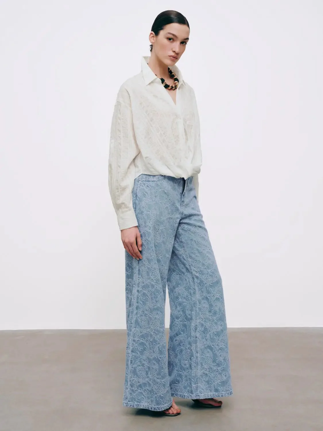 3956-lace-detail-wide-leg-jeans-7.webp Lace Detail Wide Leg Jeans
