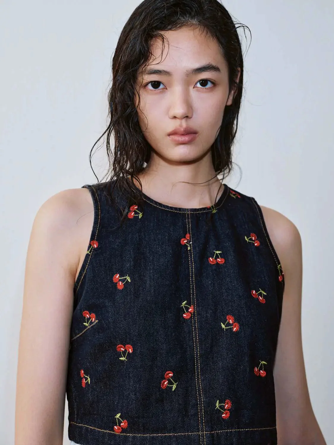 3982-printed-sleeveless-denim-shirts-3.webp Printed Sleeveless Denim Shirts