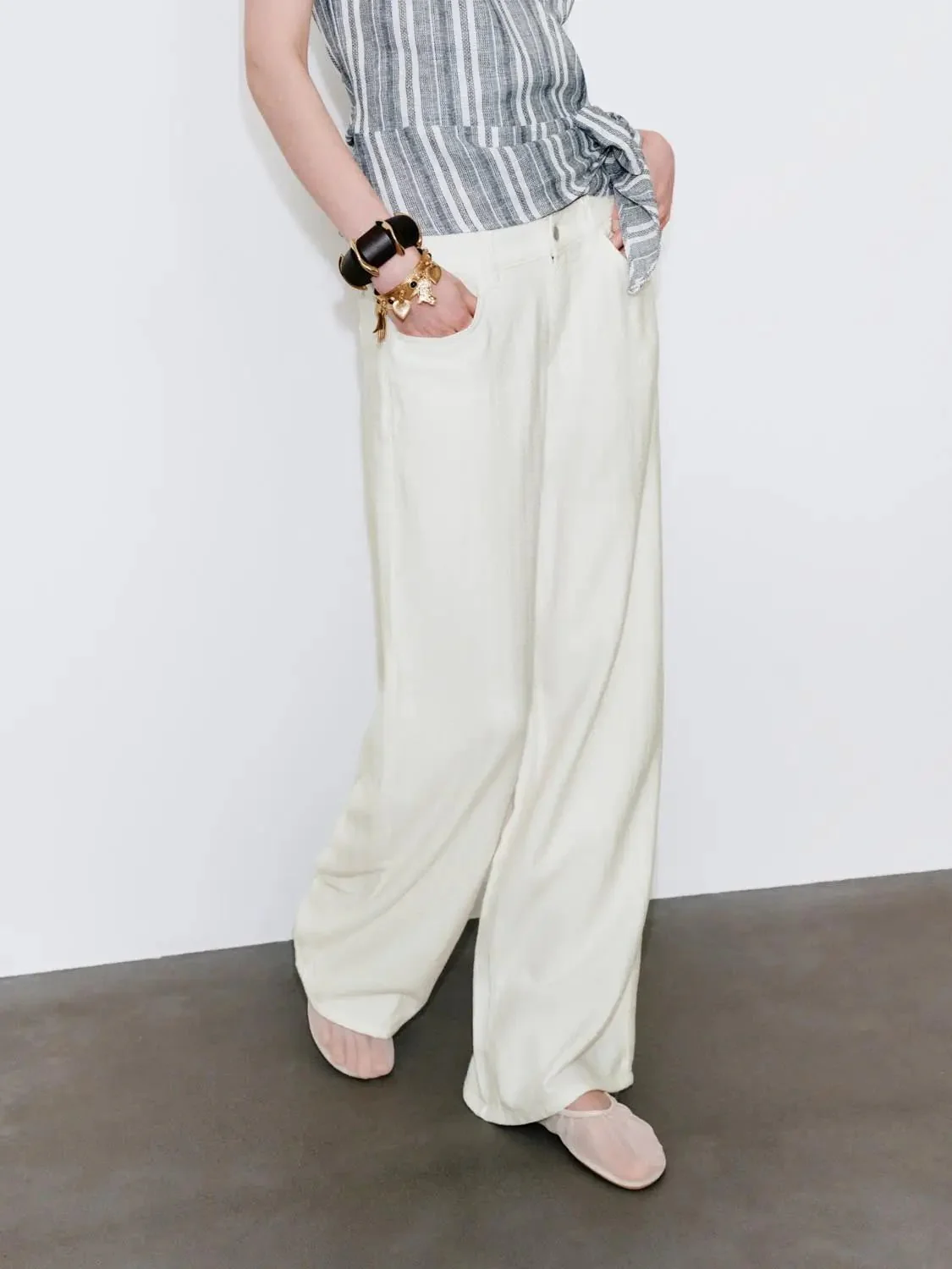 3988-wide-leg-pants-3.webp Wide Leg Pants